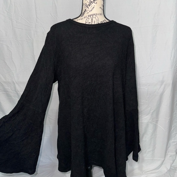 Long Bell Sleeve Top - Picture 1 of 5